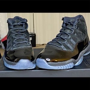 Jordan 11 retro “Cap & Gown”